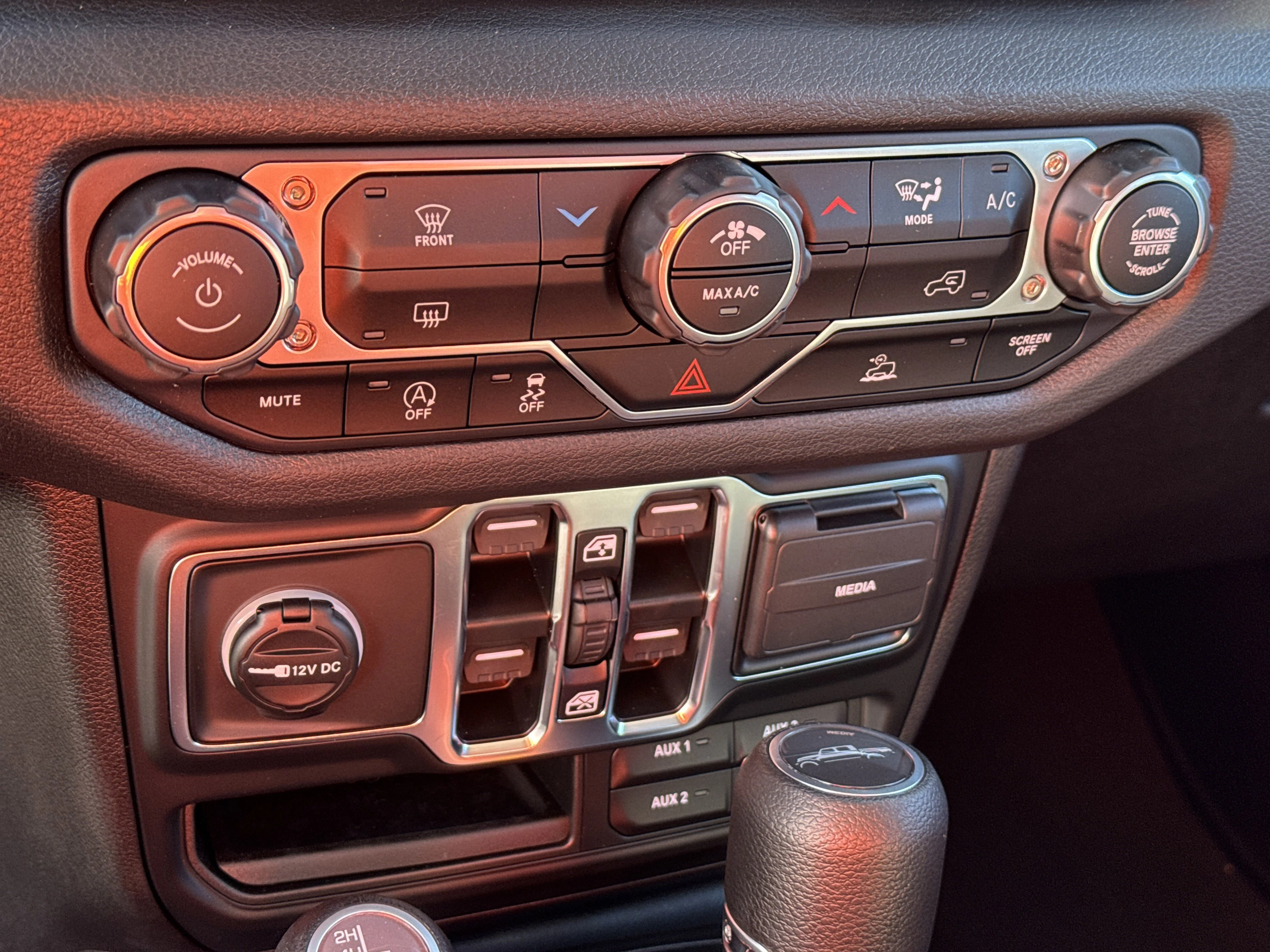 2025 Jeep Gladiator Sport S - Photo 34