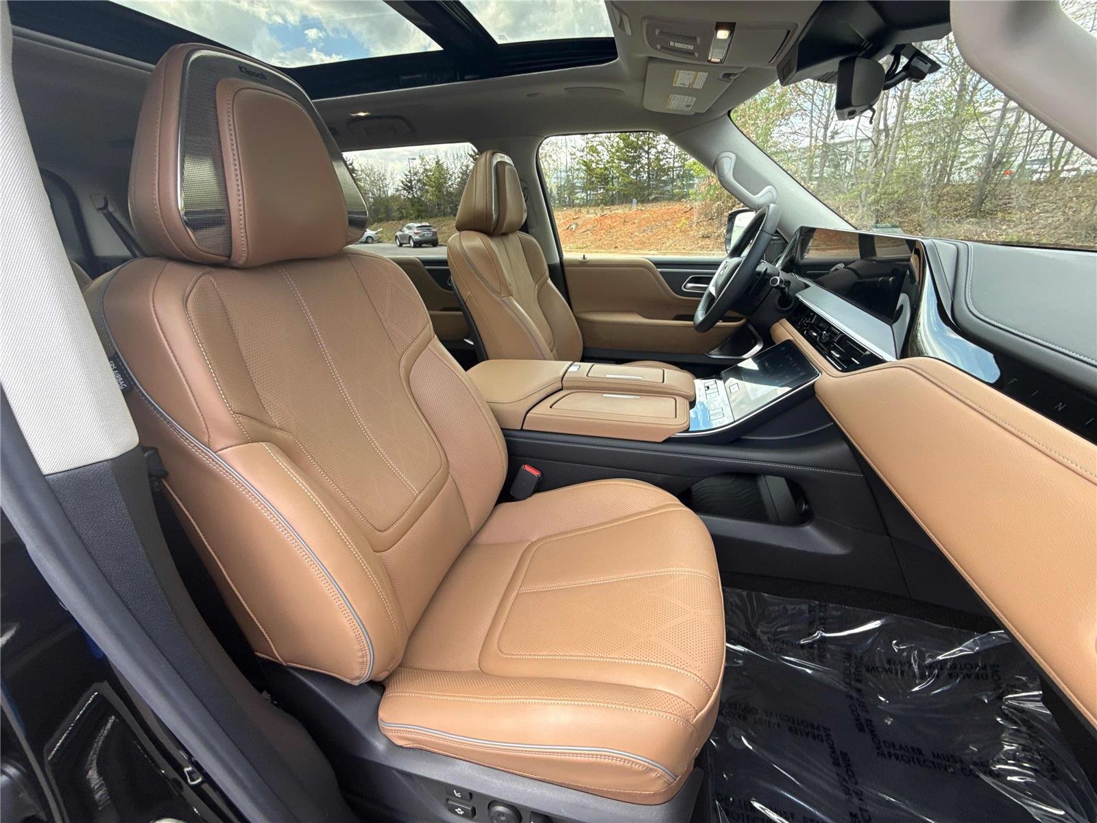 Certified Used 2025 Mineral Black INFINITI SENSORY image 26
