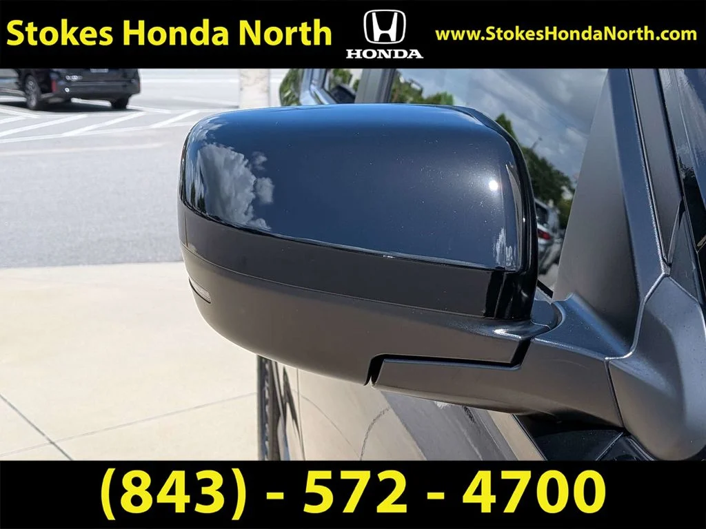Certified Used 2025 Black Honda EX-L image 15