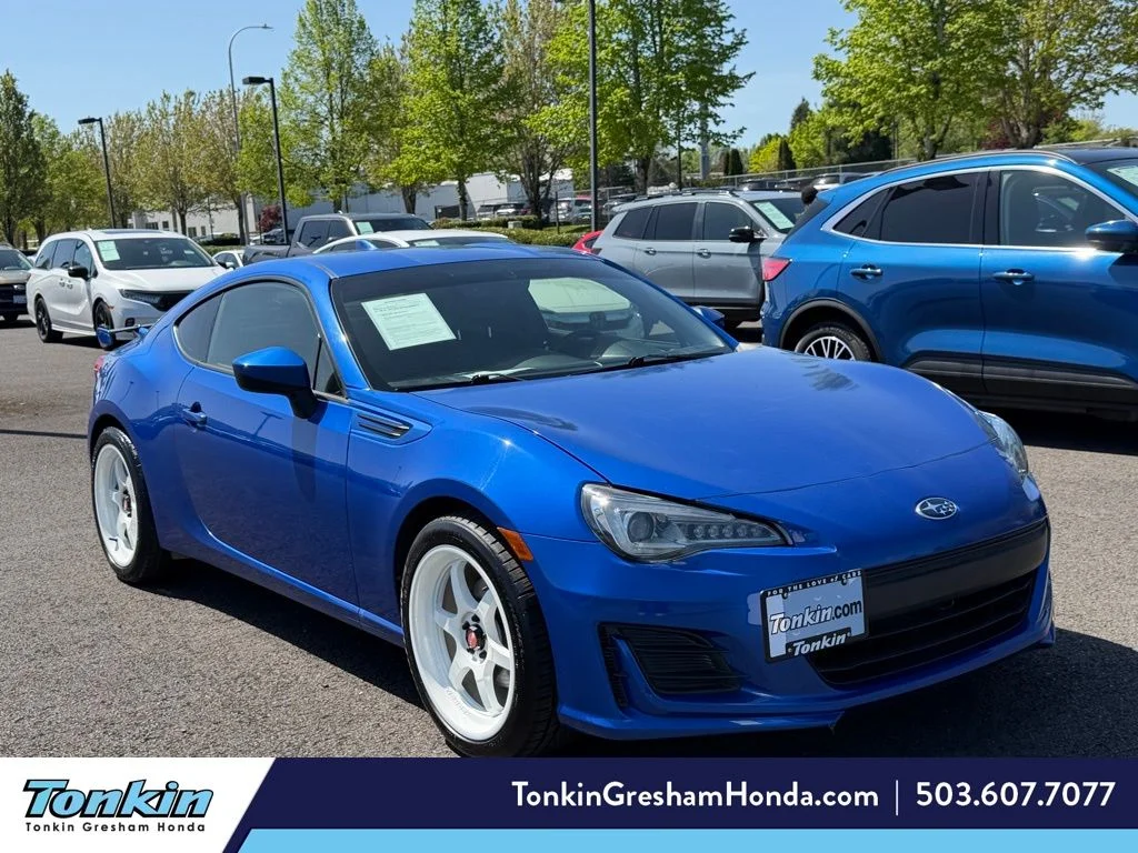 Used 2017 Blue Pearl Subaru Premium image 1