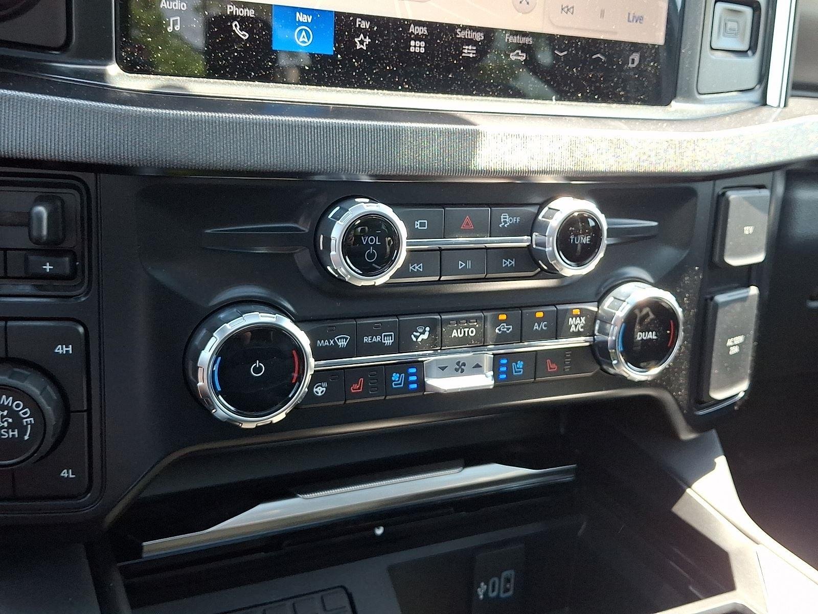 New 2026 Carbonized Gray Metallic Ford F-250® Platinum® image 12