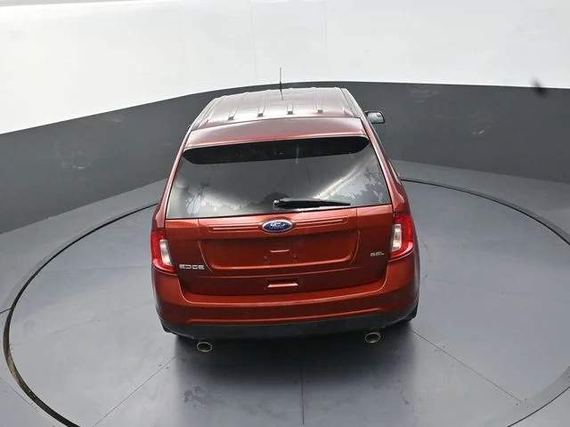 Used 2014 Orange Ford SEL image 27
