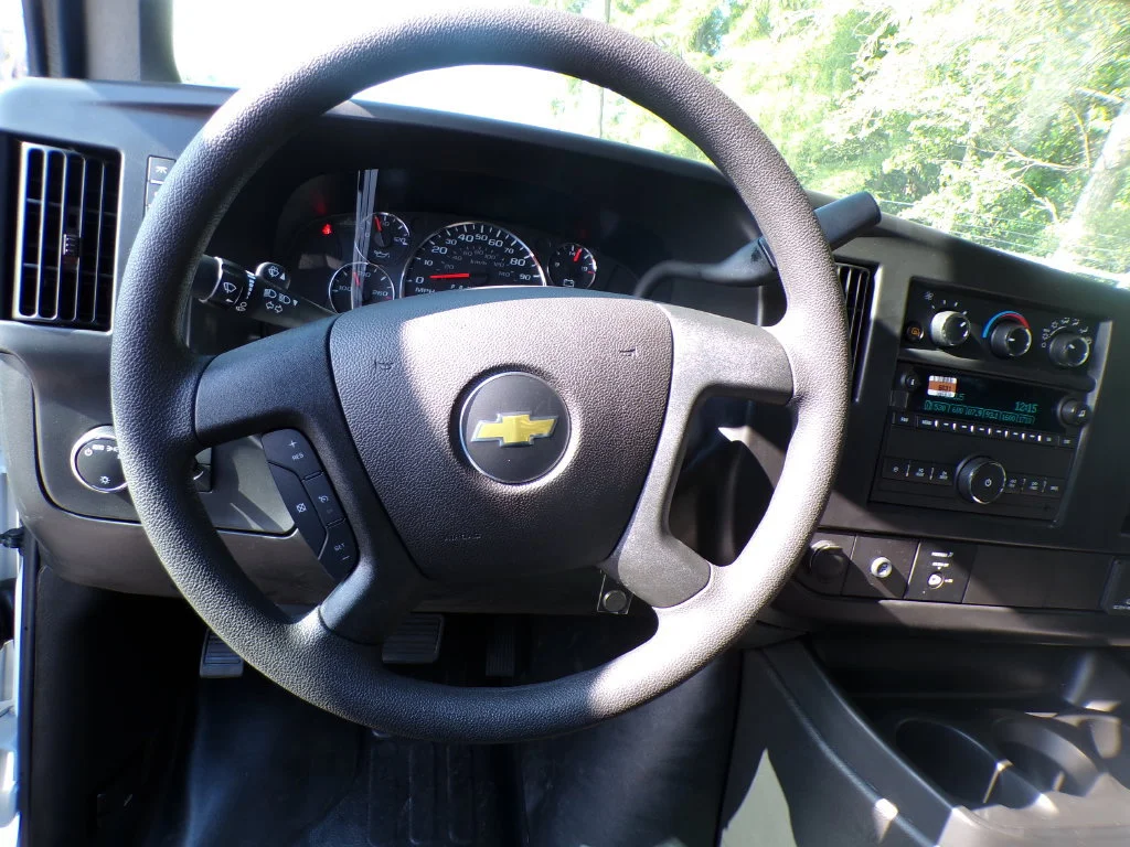 2026 Chevrolet Express Cargo Work Van - Photo 12