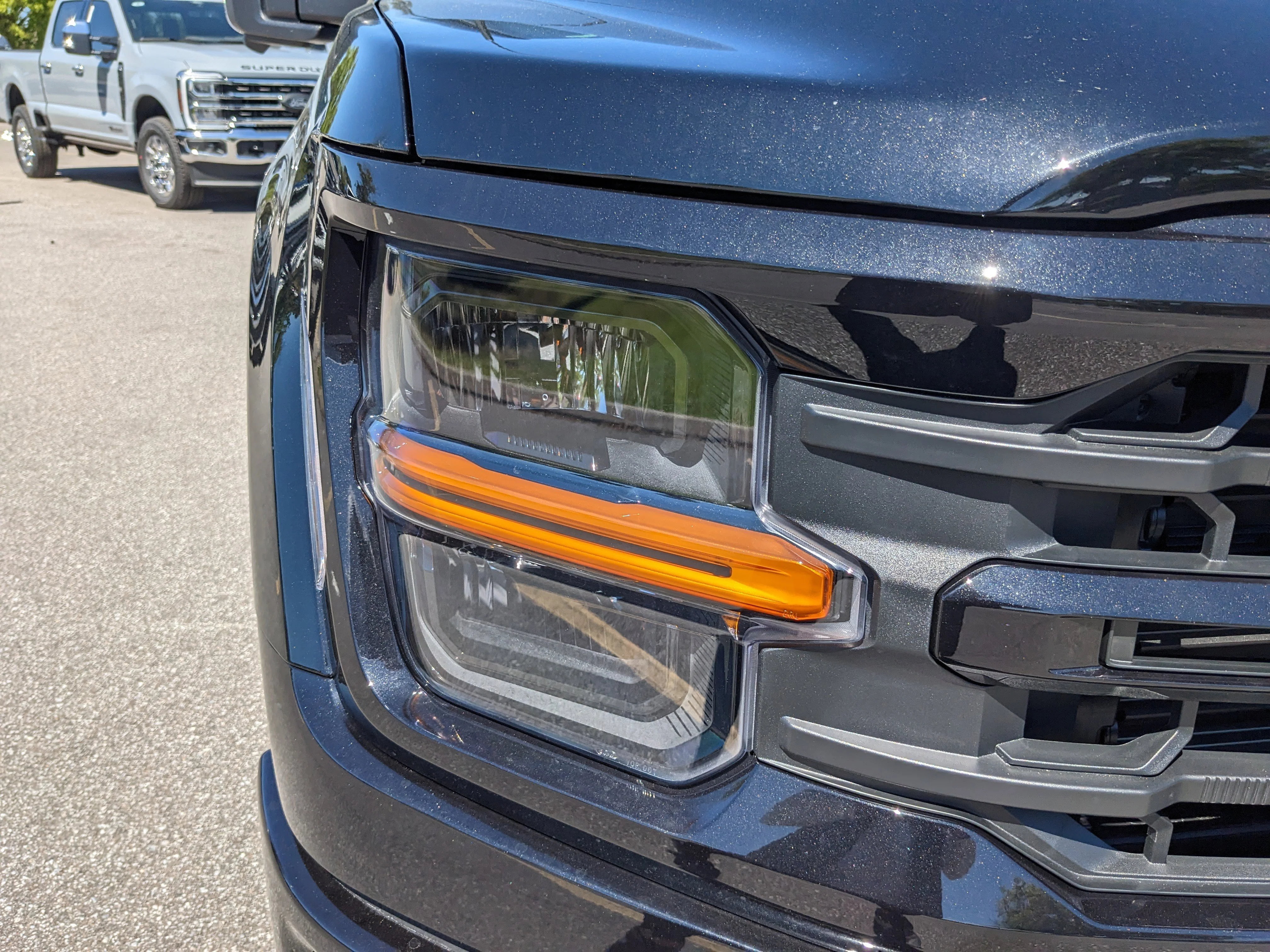 New 2026 Agate Black Metallic Ford XLT image 9