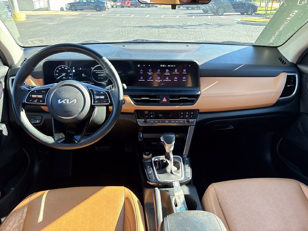 Used 2024 Ocean Blue Kia EX image 28