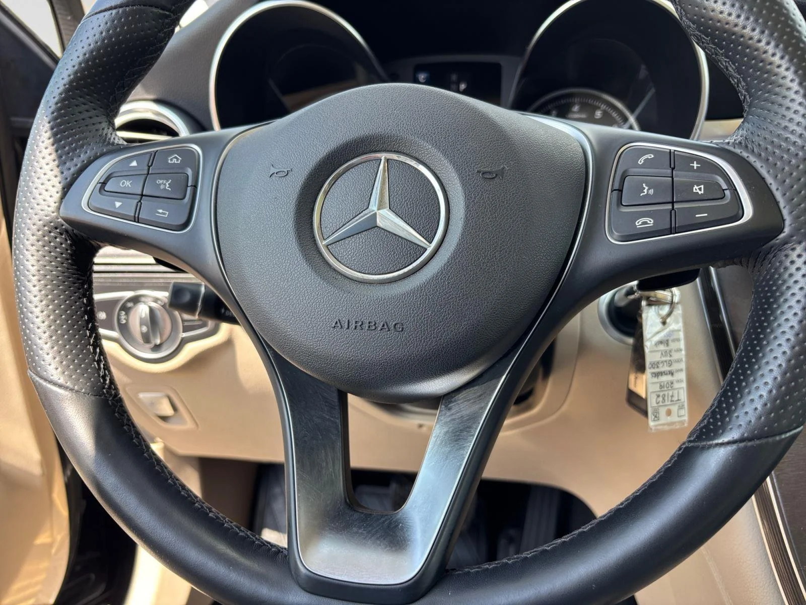 Used 2019 Black Mercedes-Benz GLC 300 image 28