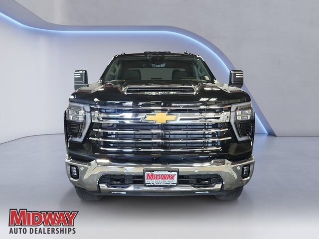 2026 Chevrolet Silverado 2500 HD LTZ - Photo 8