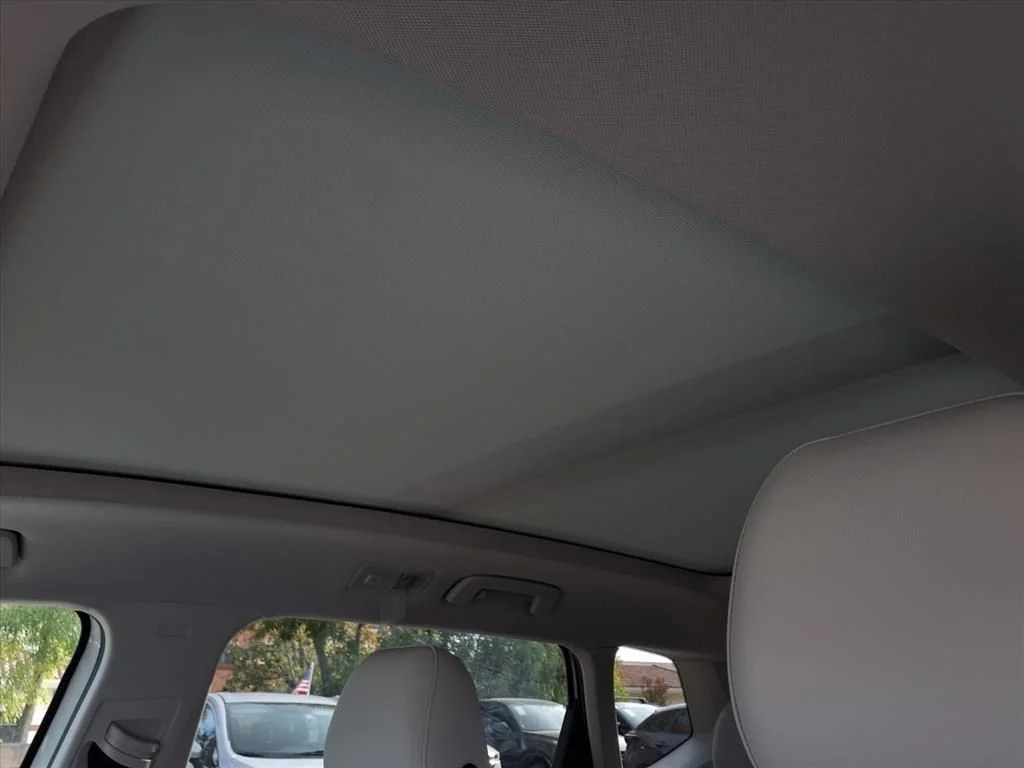 New 2026 White Volkswagen 1.5T SE image 16