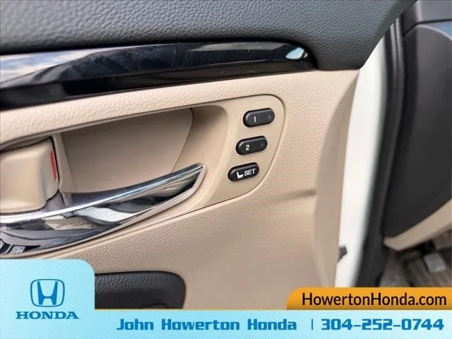 Used 2022 White Honda Elite image 17