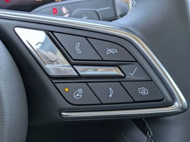 New 2026 Iridescent White Tricoat Buick Avenir image 32
