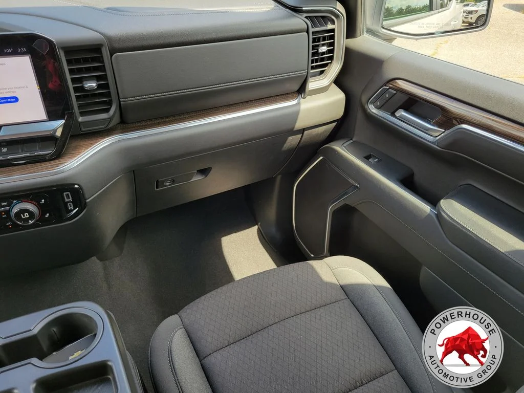 Used 2023 White Chevrolet LT image 20