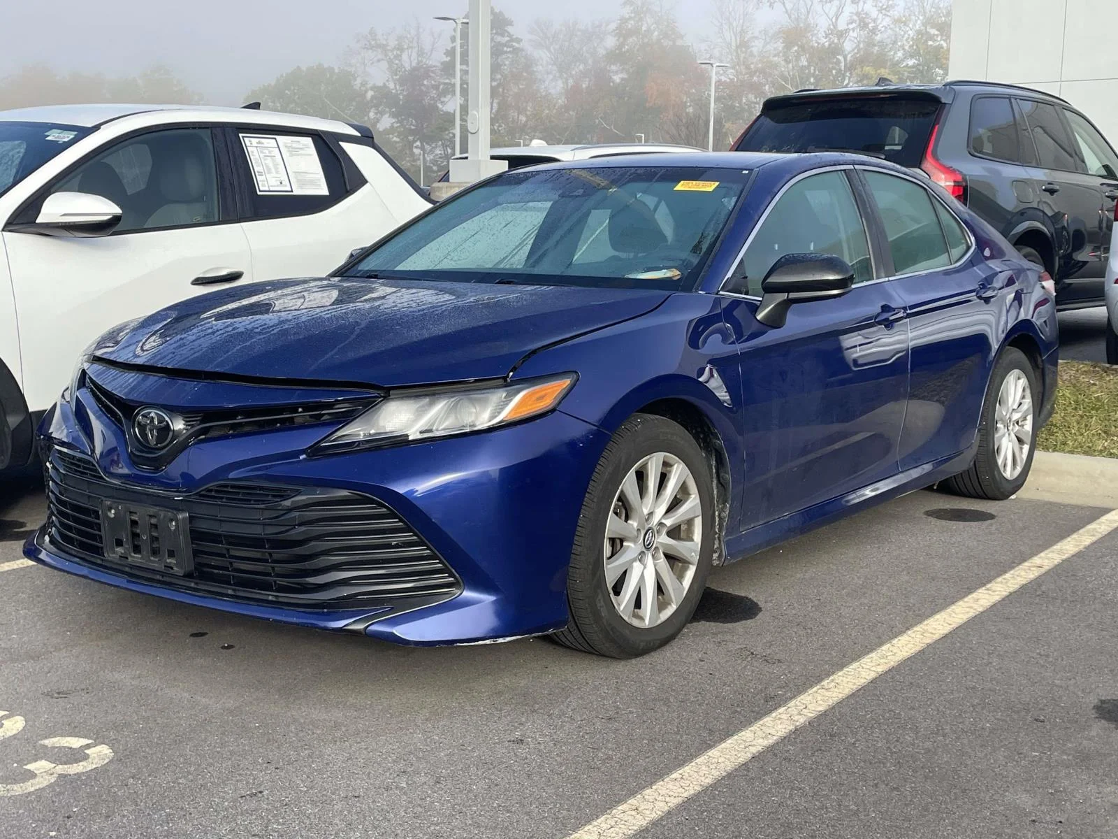 Used 2018 Blue Crush Metallic Toyota LE image 2