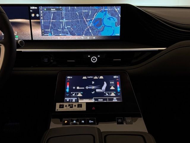 New 2026 RADIANT WHITE INFINITI Luxe 4WD image 27