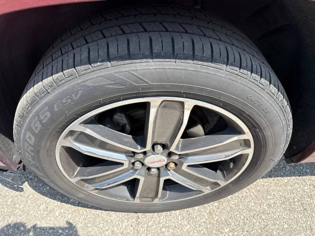 Used 2017 CRIMSON RED TINTCOAT GMC Denali image 14