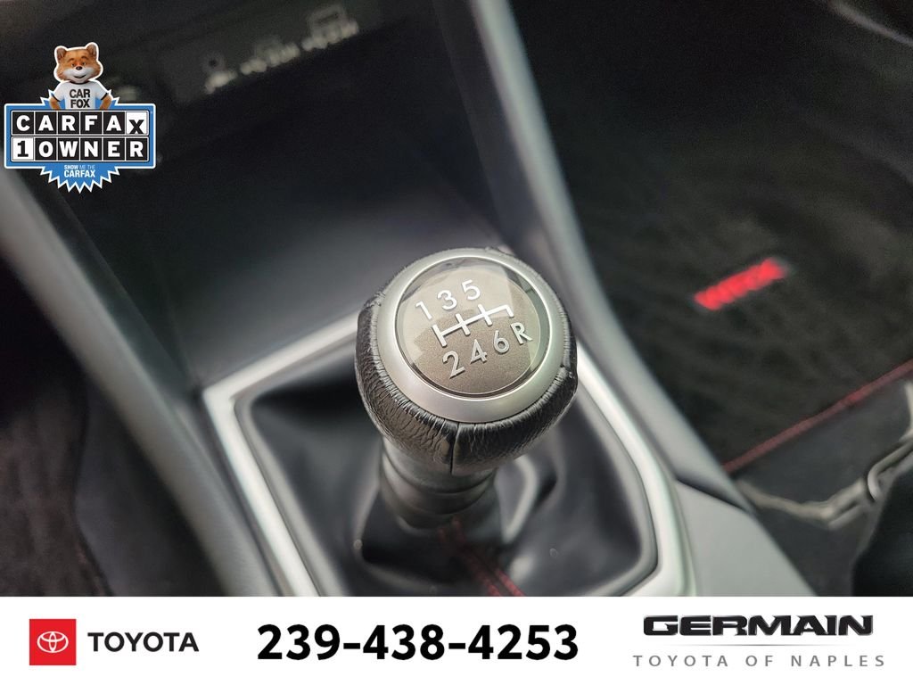 Used 2024 Gray Subaru Base image 27