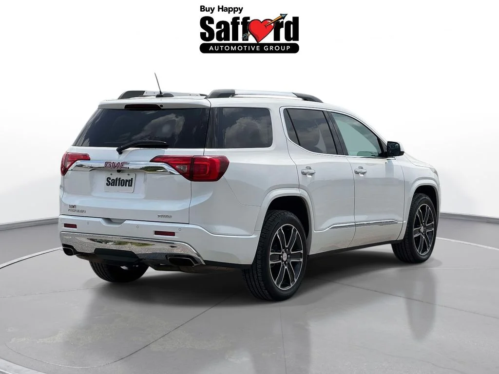 Used 2017 White GMC Denali image 9