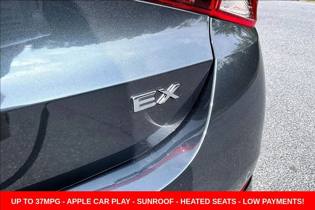 Used 2021 Gray Kia EX image 23