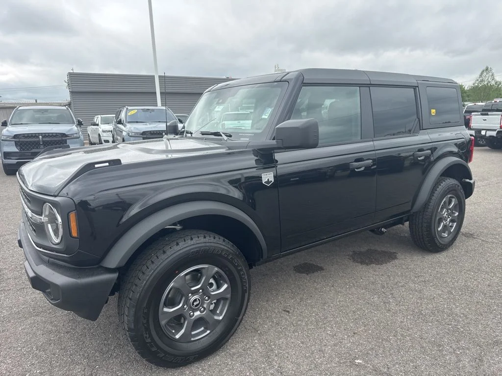 New 2026 Shadow Black Ford Big Bend image 22