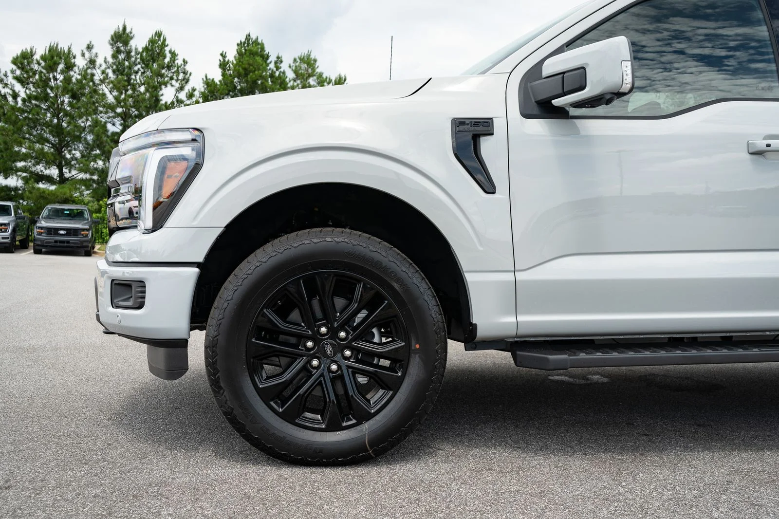 New 2026 White Ford Lariat image 4