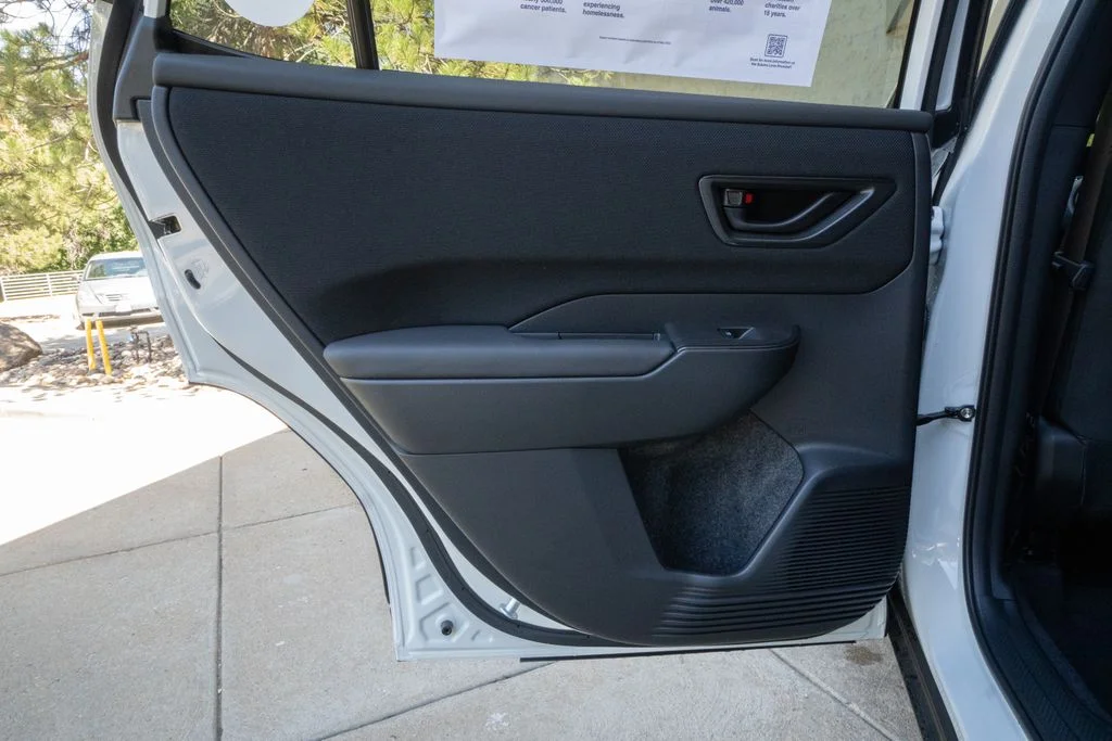 New 2026 CRYSTAL WHITE PEARL Subaru Premium image 15
