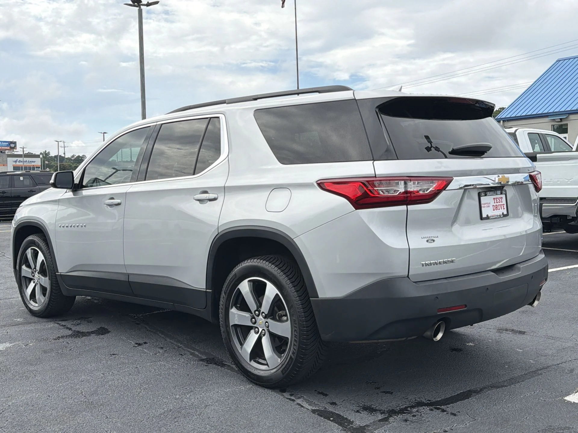 Certified Used 2019 Silver Ice Metallic Chevrolet 3LT image 24