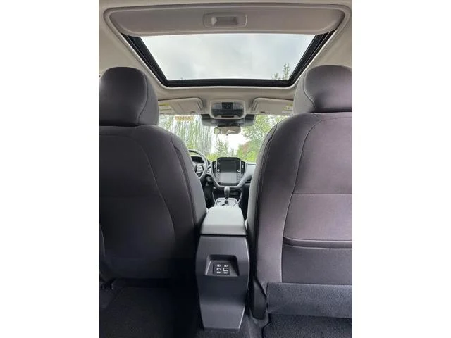 New 2026 MAGNETITE GRAY PEARL Subaru Premium image 32