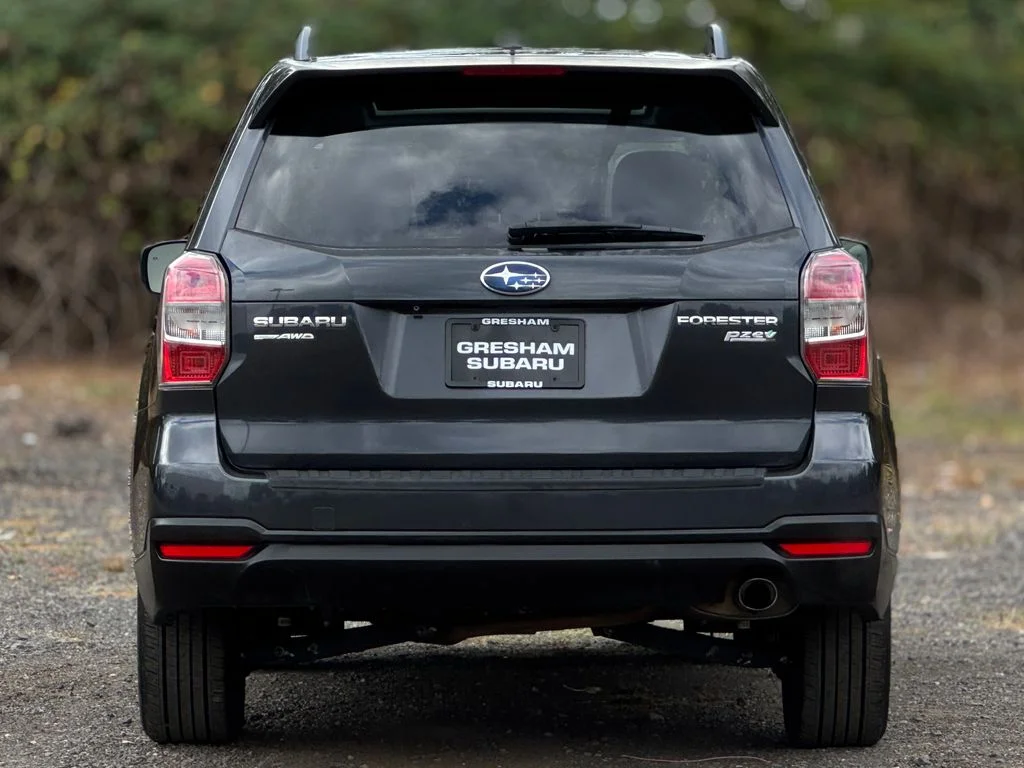 Used 2014 Gray Subaru 2.5i Limited image 6