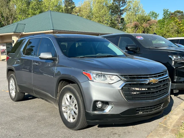 2021 Chevrolet Traverse LT Cloth