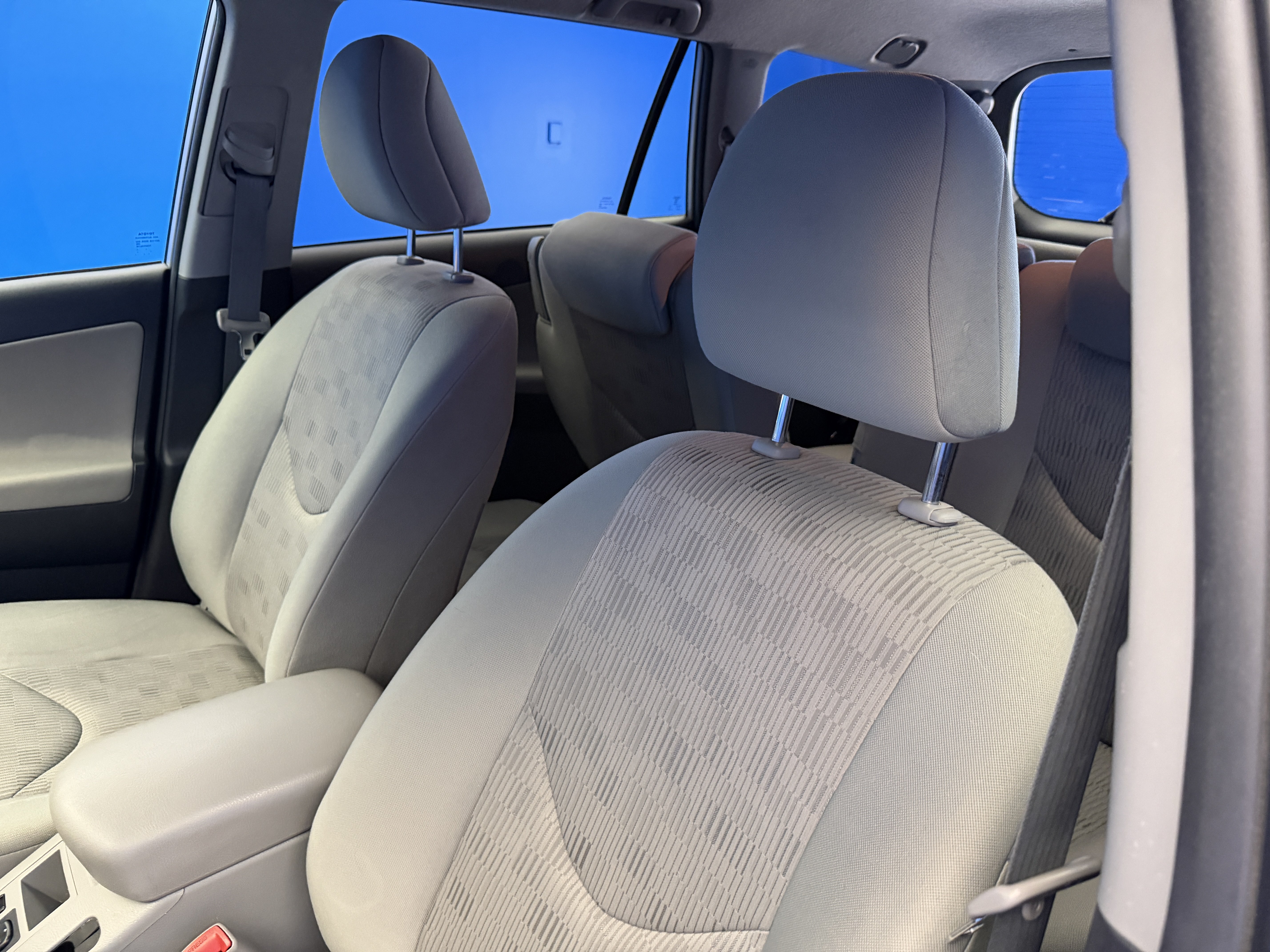 Used 2011 Classic Silver Metallic Toyota BASE image 12