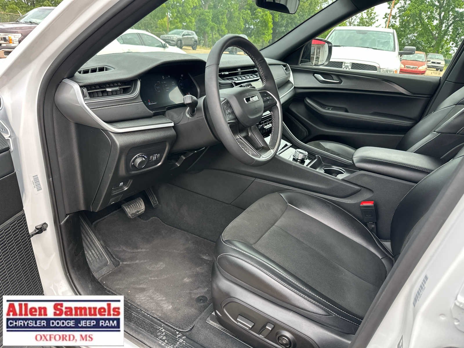 Certified Used 2025 Bright White Clearcoat Jeep Altitude image 10