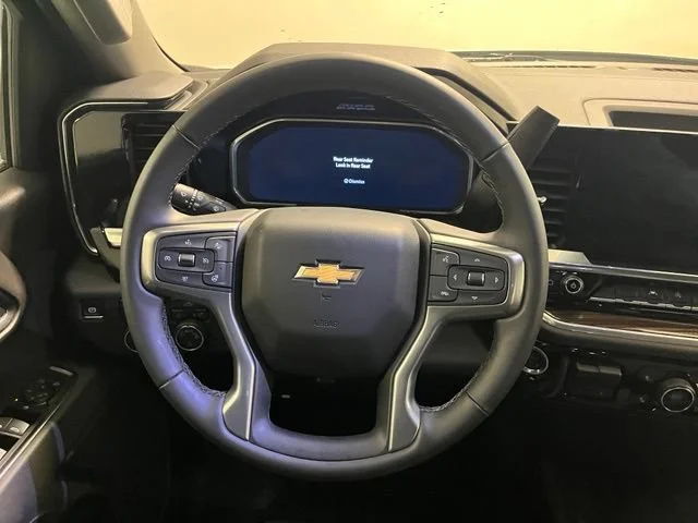 Used 2026 Summit White Chevrolet LT image 16
