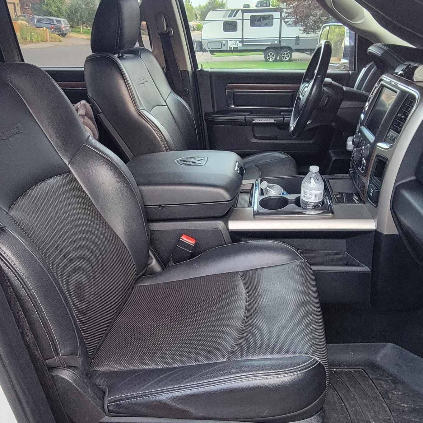 Used 2014 Bright White Clearcoat Ram Laramie image 5