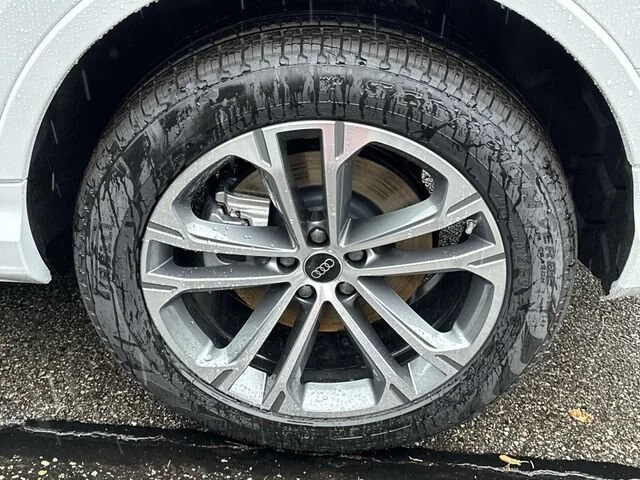 New 2026 Glacier White Audi Premium Plus image 4