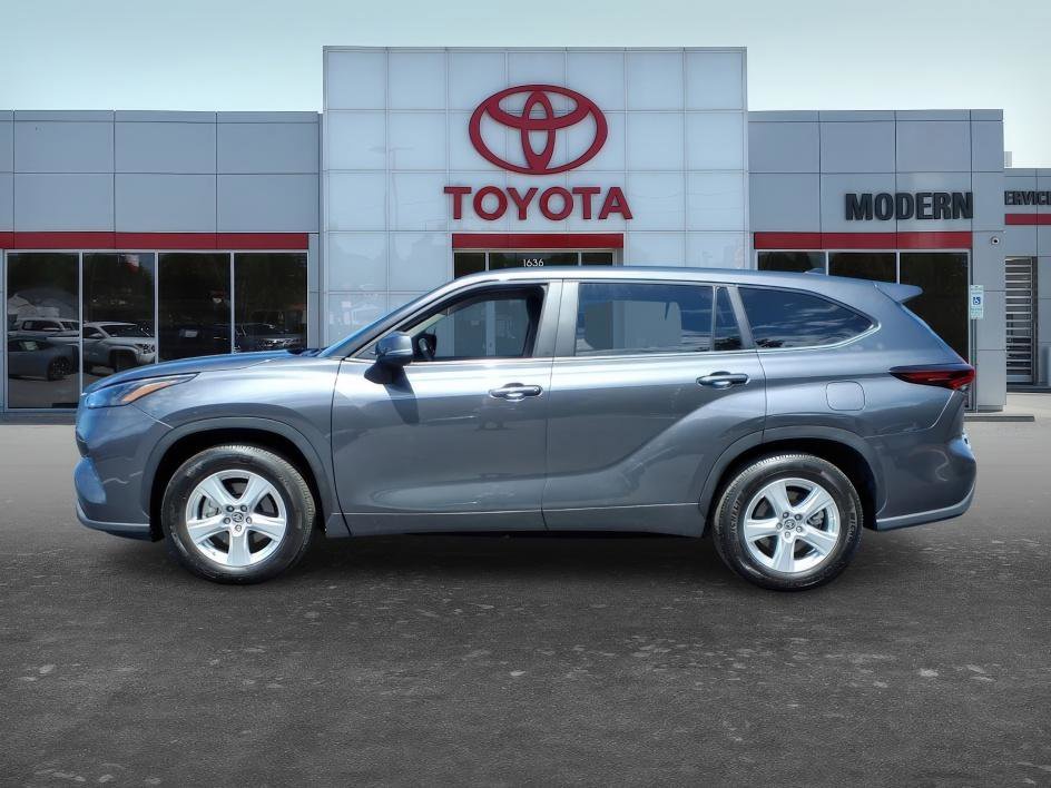 Used 2025 Magnetic Gray Metallic Toyota LE image 3