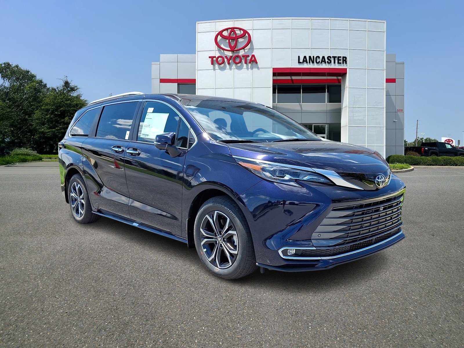 2026 Toyota Sienna  Platinum