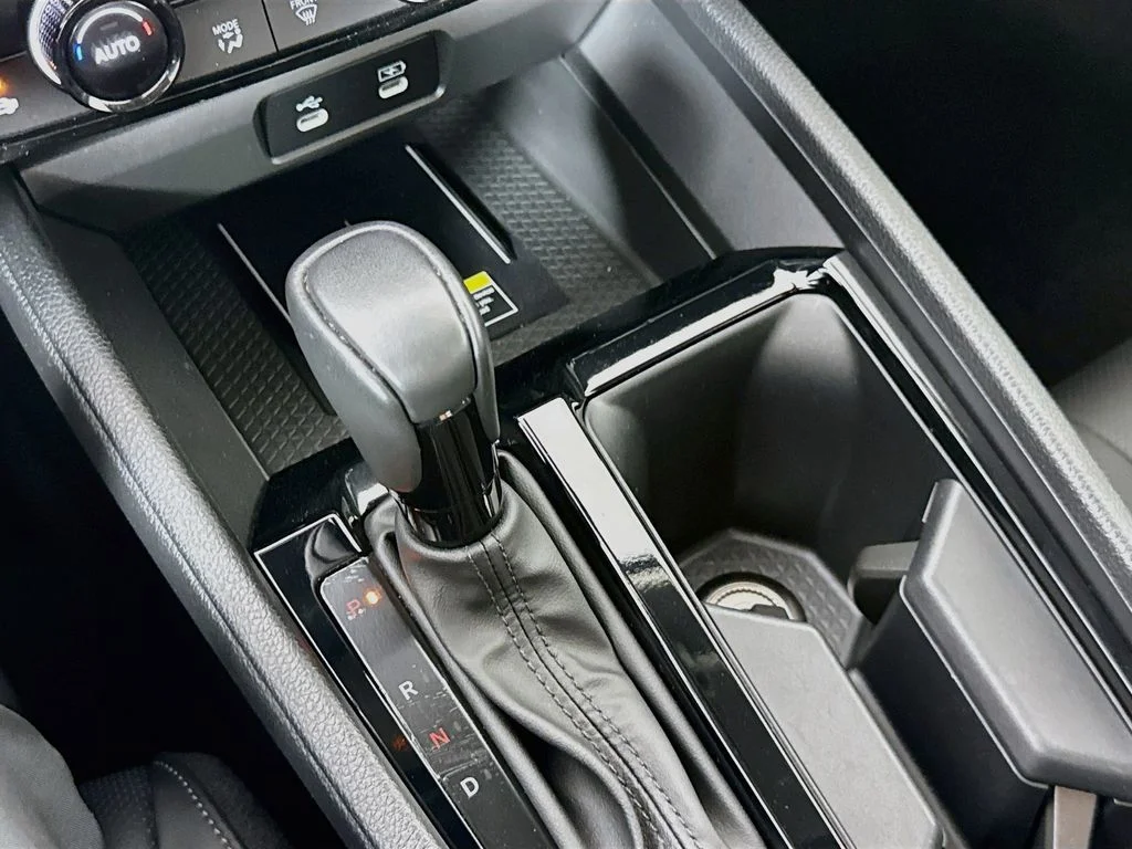 Used 2025 Gray Honda EX-L image 21
