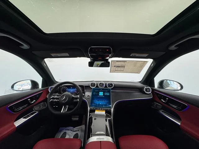 New 2027 White Mercedes-Benz GLC 300 image 22