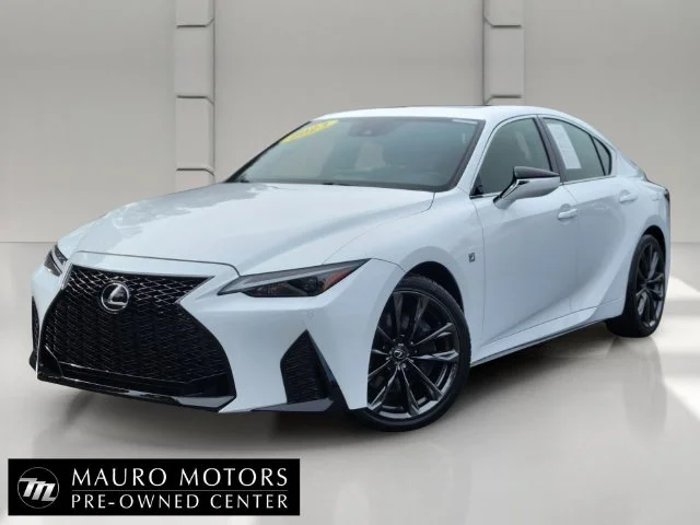 2023 Lexus IS