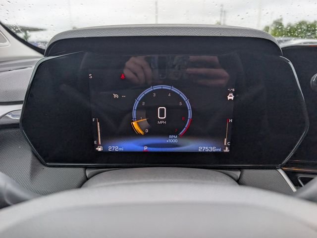 Used 2025 White Chevrolet LT image 15