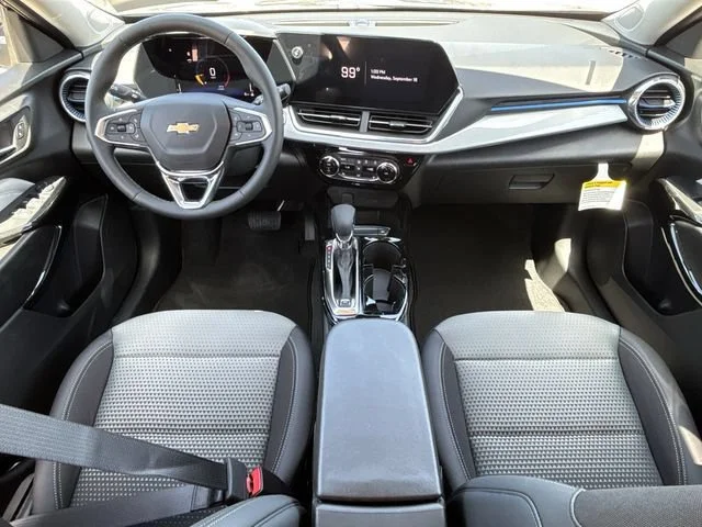 2026 Chevrolet Trax LT - Photo 11