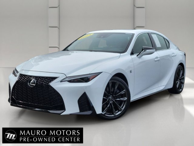 2023 Lexus IS