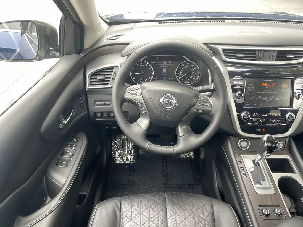Used 2019 Blue Nissan Platinum image 11