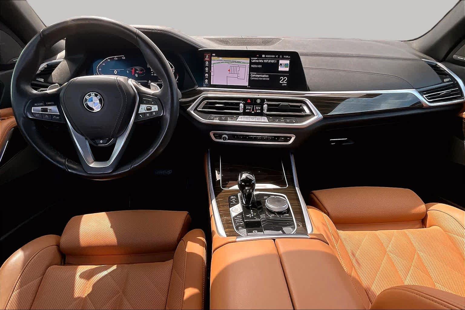 Used 2023 Phytonic Blue Metallic BMW xDrive40i image 16