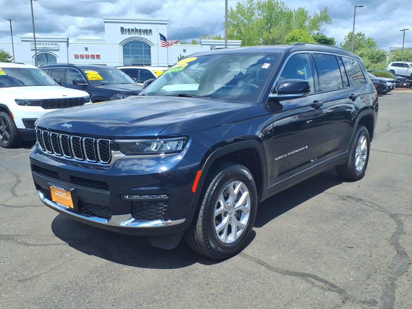 Used 2023 Blue Jeep Limited image 3