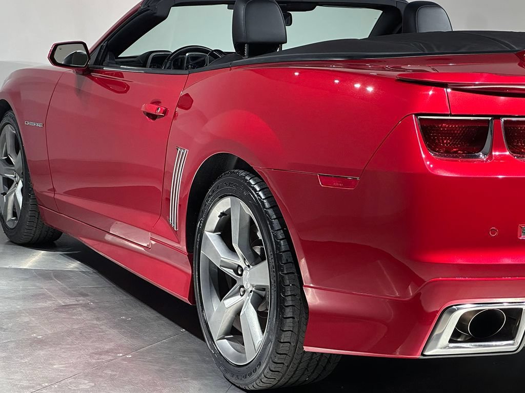 Used 2012 Crystal Red Tintcoat Chevrolet 2SS image 32