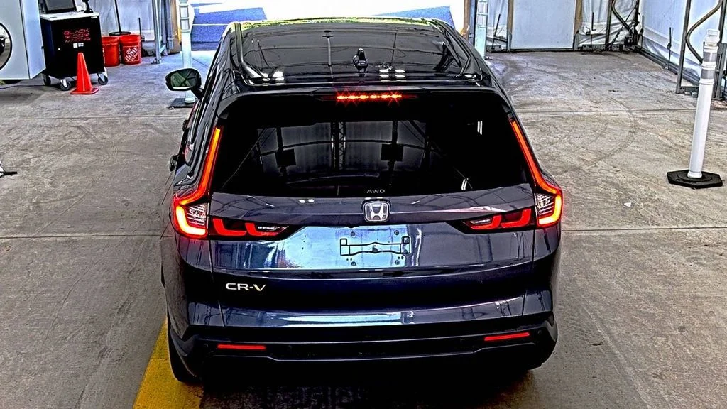 Used 2024  Honda EX-L image 5