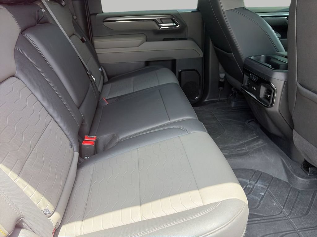 Used 2025 Red Chevrolet ZR2 image 13