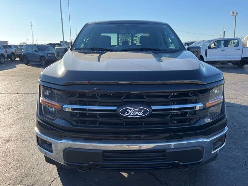 New 2026 Agate Black Metallic Ford XLT image 2