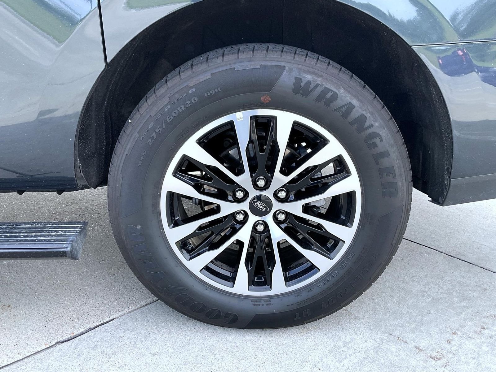 Used 2025 Blue Ford Platinum image 24