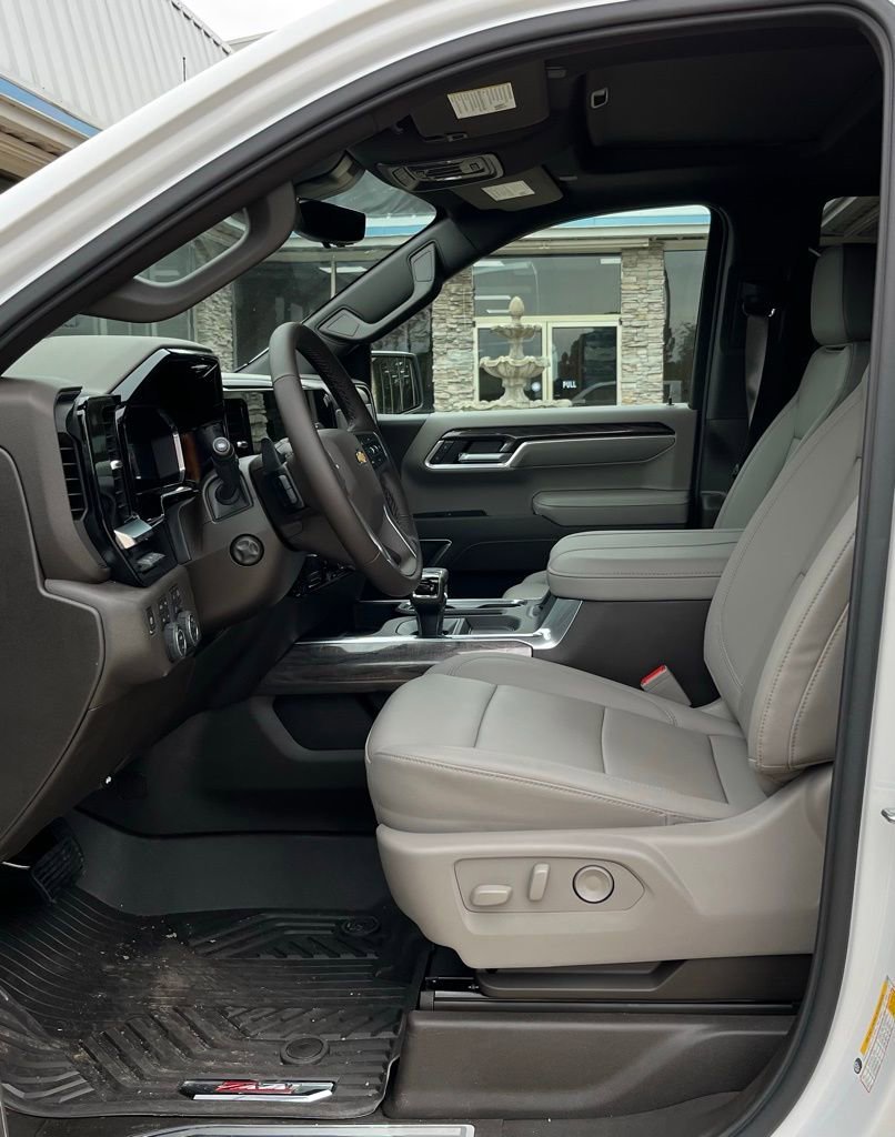 2026 Chevrolet Silverado 1500 LTZ - Photo 19